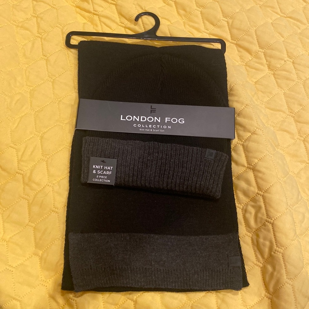 Mens hat and scarf set
